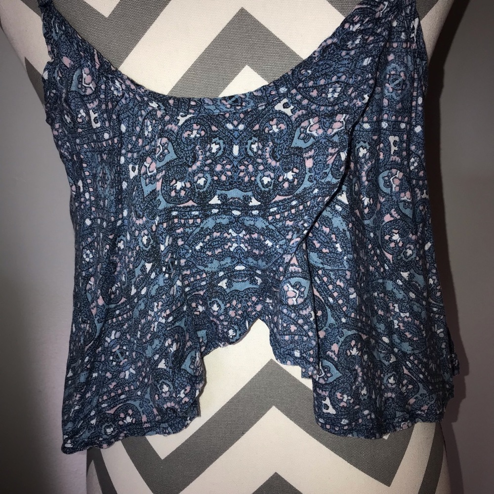 A&F Crop Top - Picture 2 of 6
